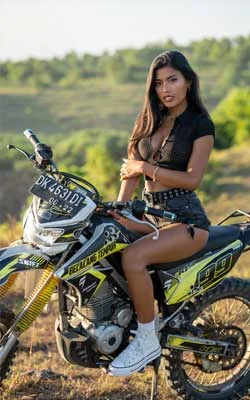Call Girls in Shivajinagar